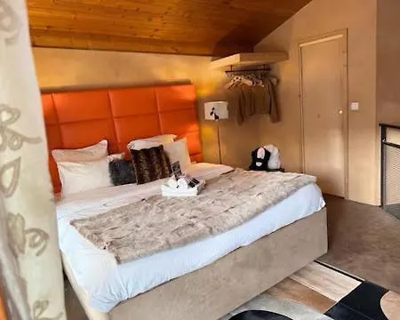 Micro-lodge, Lune Au Bois Apartment